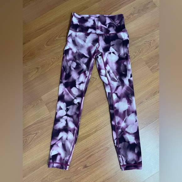 LULULEMON Wunder Under High Rise Leggings and Invigorate Bra Matching Set - Picture 9 of 10